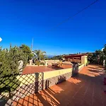 Exquisite Rural House With Garden, Pool And Sea Views Arico Viejo