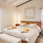 Exquisite Rural House With Garden, Pool And Sea Views 샬레 Arico Viejo
