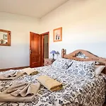 Exquisite Rural House With Garden, Pool And Sea Views *
