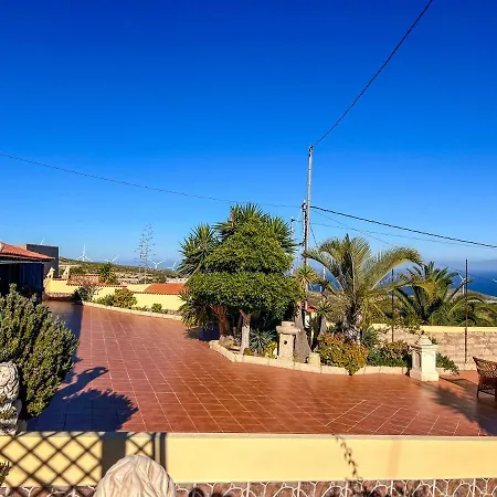 Exquisite Rural House With Garden, Pool And Sea Views *