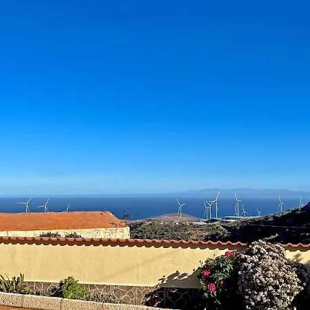 Exquisite Rural House With Garden, Pool And Sea Views Chalet Arico Viejo