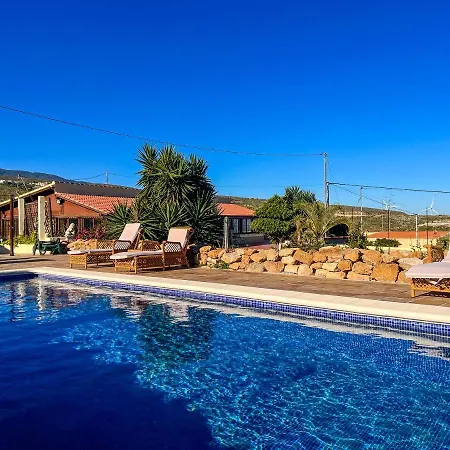 Exquisite Rural House With Garden, Pool And Sea Views Chalet
