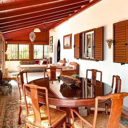 Exquisite Rural House With Garden, Pool And Sea Views *