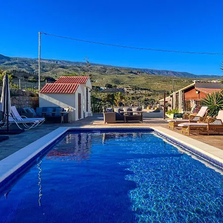 Exquisite Rural House With Garden, Pool And Sea Views * Arico Viejo