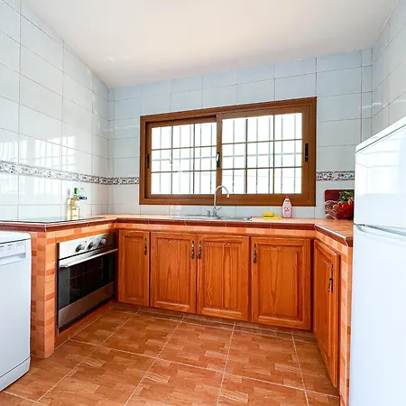Exquisite Rural House With Garden, Pool And Sea Views * Arico Viejo