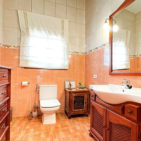 Exquisite Rural House With Garden, Pool And Sea Views * Arico Viejo