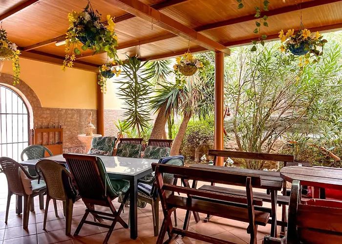 Exquisite Rural House With Garden, Pool And Sea Views Domek alpejski Arico Viejo