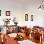 Exquisite Rural House With Garden, Pool And Sea Views Шале