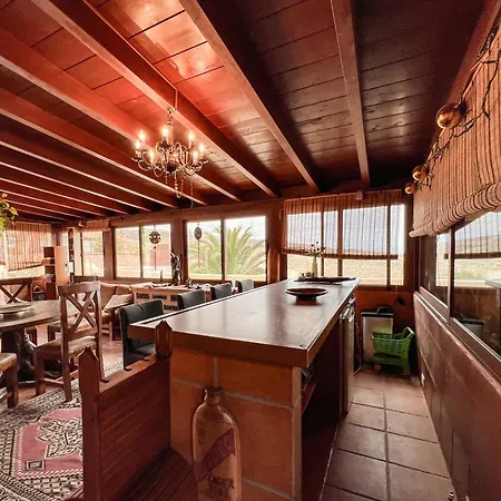 Exquisite Rural House With Garden, Pool And Sea Views Domek alpejski Arico Viejo