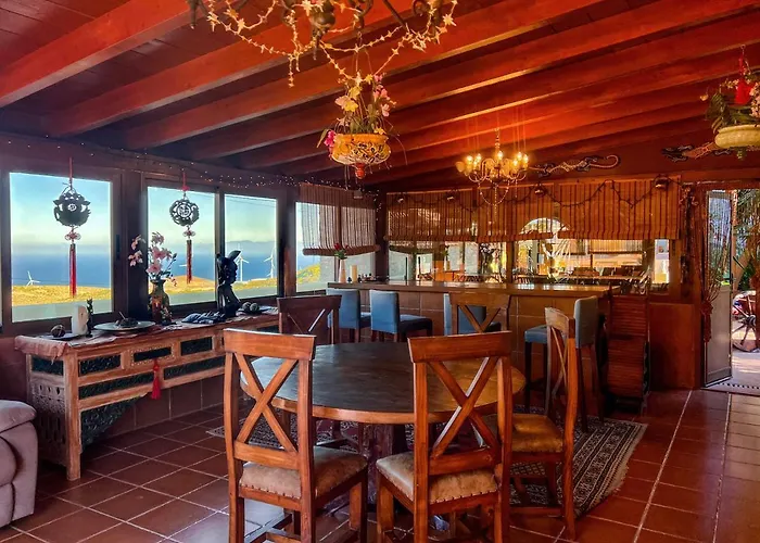 Exquisite Rural House With Garden, Pool And Sea Views * Arico Viejo