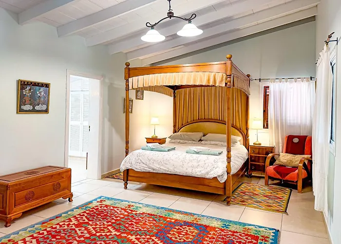 Exquisite Rural House With Garden, Pool And Sea Views *