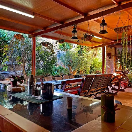 Exquisite Rural House With Garden, Pool And Sea Views