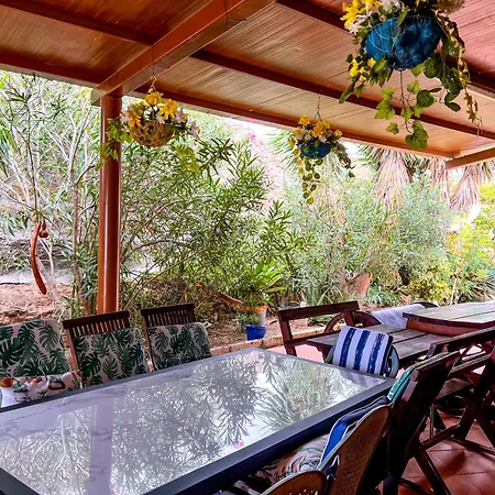Exquisite Rural House With Garden, Pool And Sea Views Domek alpejski Arico Viejo