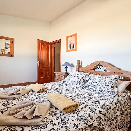 Exquisite Rural House With Garden, Pool And Sea Views *