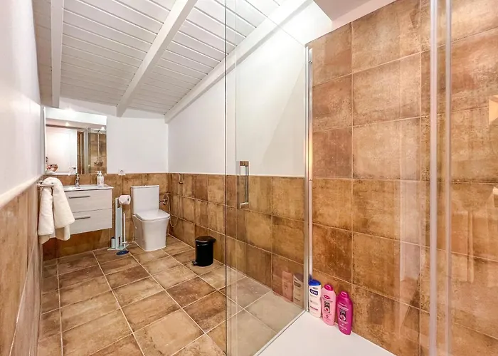 Exquisite Rural House With Garden, Pool And Sea Views *